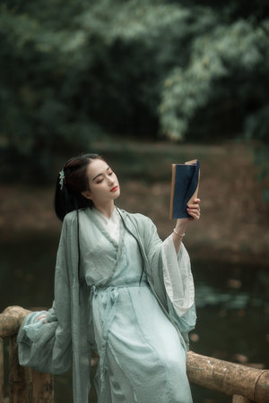 男人和女人做爱邪态动作片段 界面截图